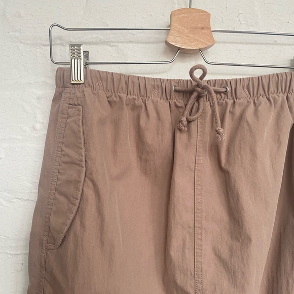 Aritizia Tna Brown Skirt Size Medium - Picture 6 of 9